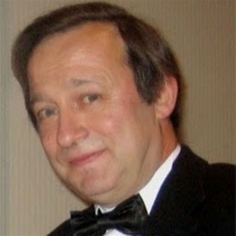 Boris Komrakov .